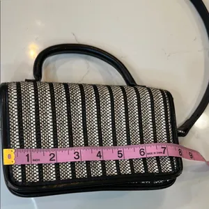 Zara Crossbody Bag Black and Cream Elegant Design thumbnail 12