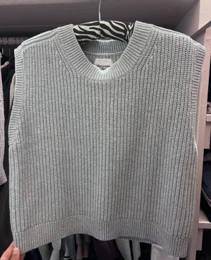 Abercrombie Knit Sweater vest thumbnail 1