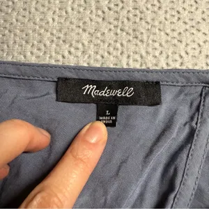 Madewell Relaxed Tulip-Back Top in Sunfaded Indigo Size Large EUC thumbnail 9