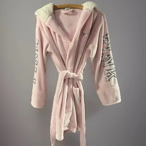 Victoria’s Secret PINK Plush Robe Sequin Logo Sherpa Hood XS/S Spa Bathrobe thumbnail 2
