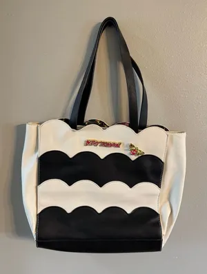 Betsey Johnson Wavy Days Bee Striped Purse thumbnail 1