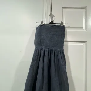 Elegant Strapless Charcoal Dress Gray thumbnail 4