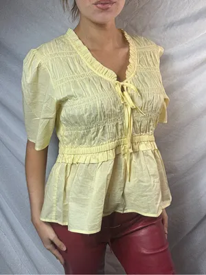 Vintage cottage core top with ruffles in yellow thumbnail 4