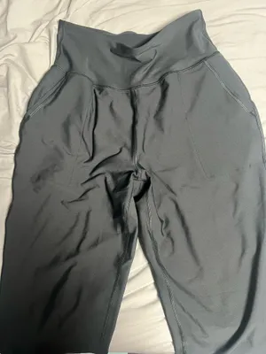 Old Navy Activewear thumbnail 1