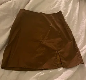 Brown Mini Skirt With Slit thumbnail 1