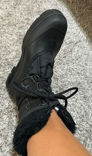 boots thumbnail 2