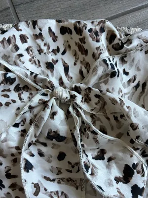 Windsor leopard Animal Print Tie-Front Bandeau Top thumbnail 3