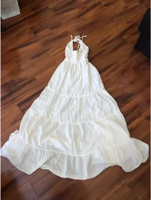 Elegant White Maxi Halter Natural Cotton Dress thumbnail 2