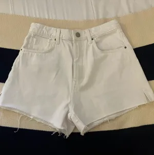 ZARA Shorts thumbnail 1