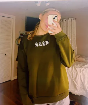 SheIn Halloween Crewneck thumbnail 1