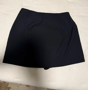 Abercrombie Scarlett Mini Skort Curve Love Black thumbnail 2