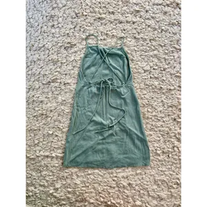 Women's Princess Polly Sage Green Mini Dress US 0 Backless Linen Blend thumbnail 2