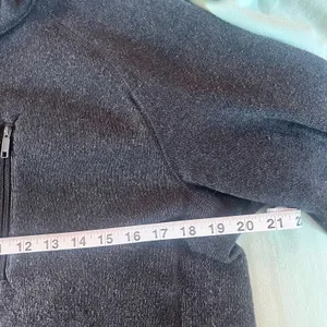 Patagonia Synchilla Women’s Black Fleece Zip Up Jacket Size Medium thumbnail 2