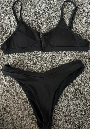 Bikini Black Size M thumbnail 1