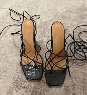Amazon Black Lace-Up Square-Toe Strappy Heels thumbnail 1