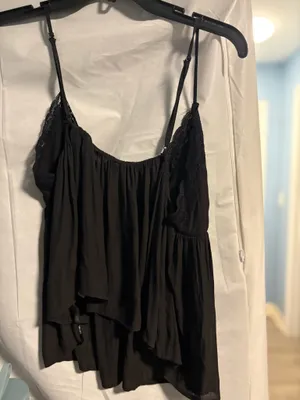 FOREVER 21 Black Lace Trim V-Neck Spaghetti Strap Camisole Tank Sleeveless M thumbnail 3