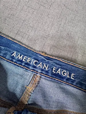 American Eagle 90s Boyfriend Jeans Size 4 Short thumbnail 11