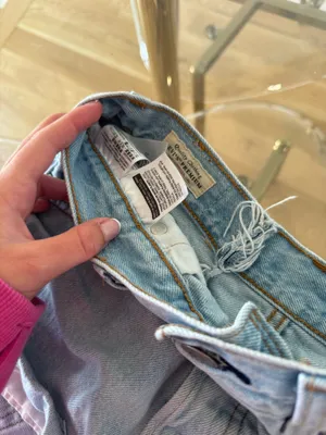 Levi’s 501 Denim Shorts thumbnail 3