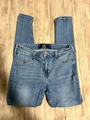 Hollister Jeans thumbnail 1