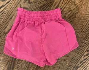 Lululemon Shorts Hotty Hot thumbnail 2