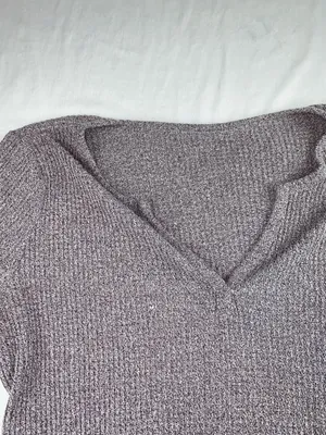 Sweater Size L thumbnail 5