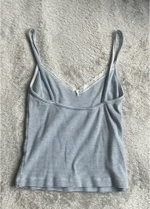 Brandy Melville Top thumbnail 3