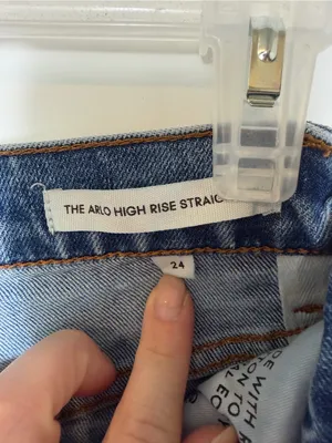 Aritzia Denim Forum Arlo High-Rise Straight Leg Jeans thumbnail 9