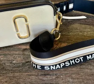 Marc Jacob’s Snapshot and Wallet thumbnail 3