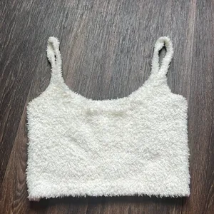 Skims Fuzzy Top thumbnail 2