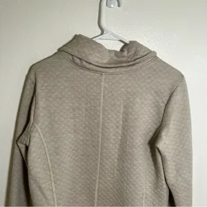 Kuhl Women's Size Medium Athena‎ Pullover Dove Beige Cowl Neck Quilted Pockets thumbnail 10
