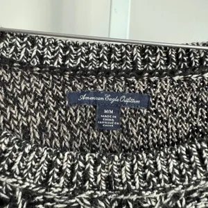 American Eagle Outfitters Sweater Knit Black White‎ sz M Preppy Casual thumbnail 4
