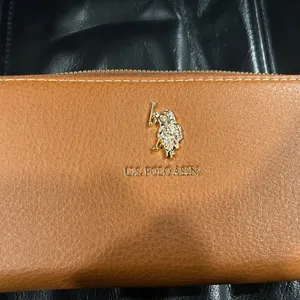 U.S. Polo Assn. Brown Wallet with Gold Logo thumbnail 3