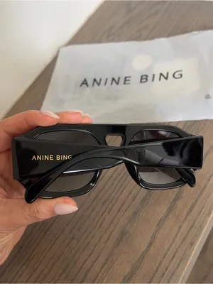 Anine Bing Preston Sunglasses in Black thumbnail 4