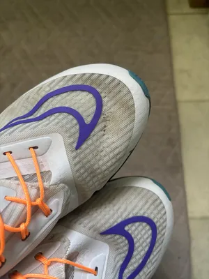 Nike Women’s Athletic Shoes thumbnail 8