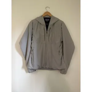 Patagonia Womens Medium Tough Puff Hoody Drifter Gray Jacket thumbnail 2