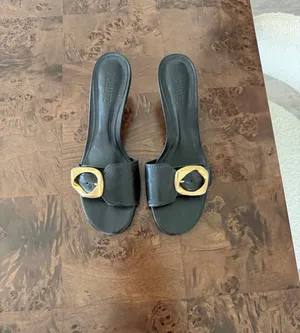 Schutz Kitten Heels thumbnail 5