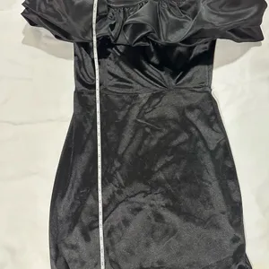 Elegant Black Off thumbnail 2