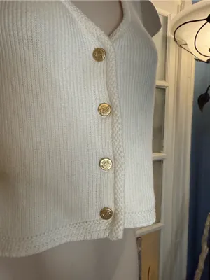 ✨NWOT Abercrombie & Fitch Cream Knit Vest XS✨ thumbnail 2
