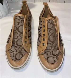GUESS Brown/Tan Trainers Size 6 thumbnail 1