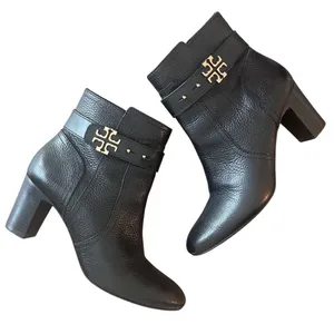 Tory Burch 32086 Black Pebbled Leather Booties 8.5 Gold Logo Block Heel thumbnail 6