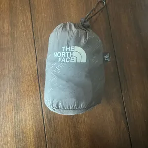 The north face brown woman’s windbreaker 2XL thumbnail 13