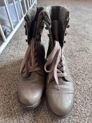 Brown Boots Size 10 thumbnail 1