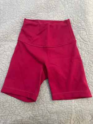 Lululemon Wunder Under 6 in biker shorts thumbnail 2