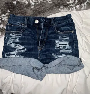 American Eagle Shorts thumbnail 1