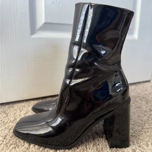 Nasty Gal Going Out Glossy Black Heeled Boots thumbnail 4