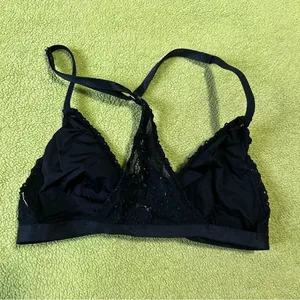 Victoria's Secret Black Stretchy Lace Triangle Bralette with front clasp thumbnail 6