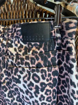 PACSun Leopard Print Casey Low Rise Baggy Jeans Size 26 thumbnail 4