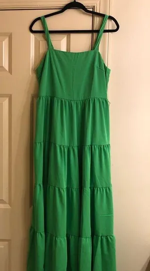 Tea & Cup Green Belted Maxi Dress thumbnail 2
