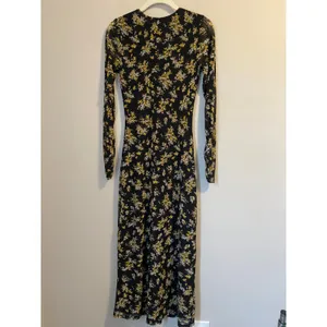 AFRM Tezza Black & Yellow Floral Ruched Mesh Midi Long Sleeves Dress Womens XS thumbnail 3