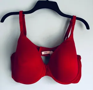 Victoria's Secret Bra Lined Perfect Coverage Body By Victoria Red 38DD thumbnail 1
